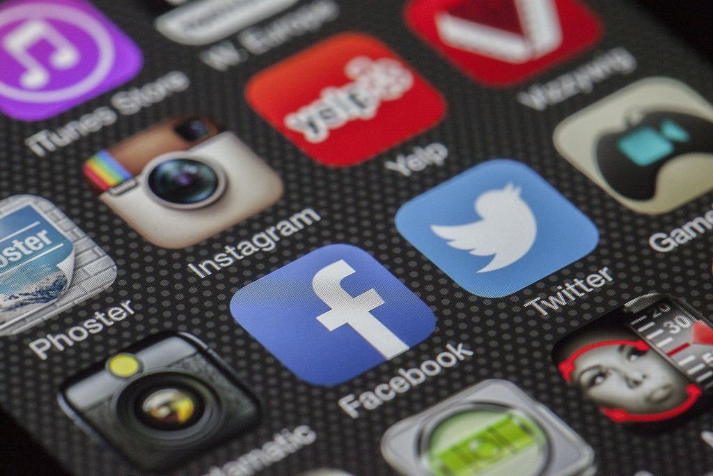 Les 7 meilleurs outils de gestion des réseaux sociaux en 2025